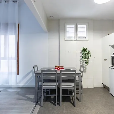 Apartment Confortable Con Parking En Bilbao